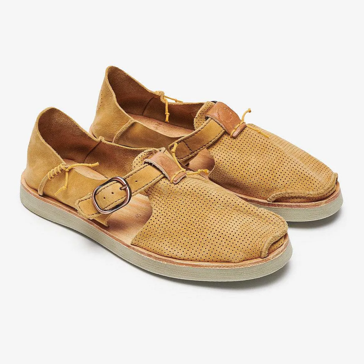 Benirras Microperforated | Peanut