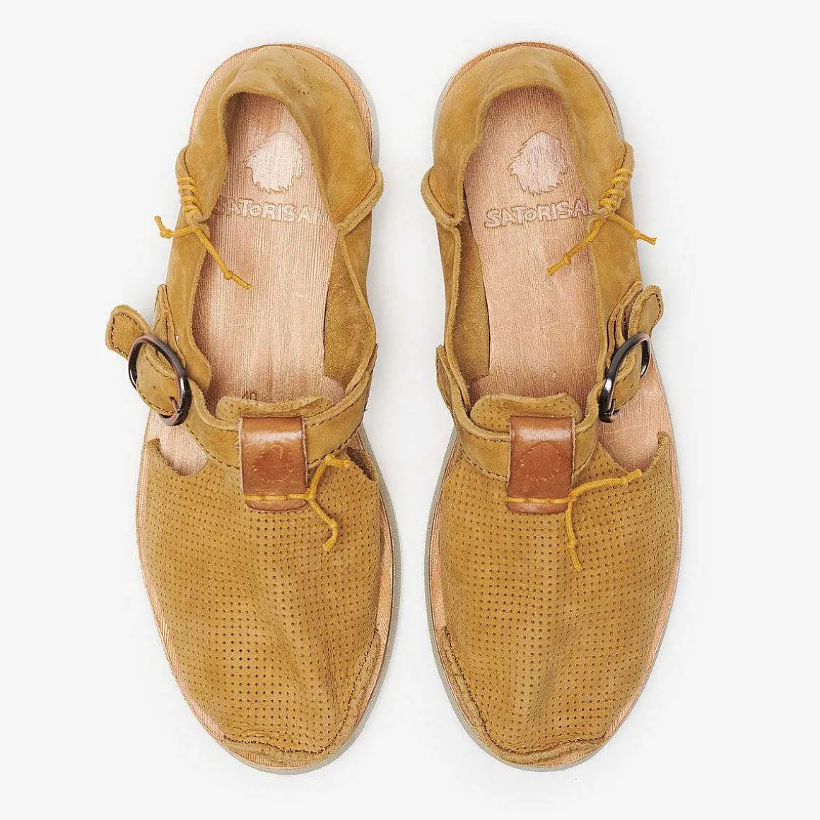 Benirras Microperforated | Peanut
