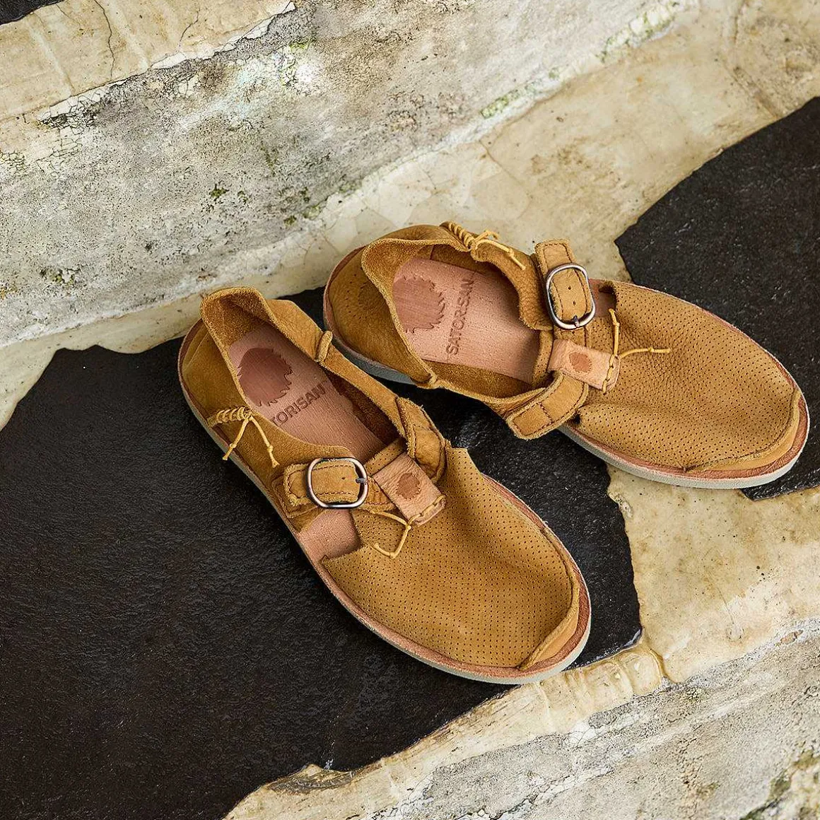 Benirras Microperforated | Peanut
