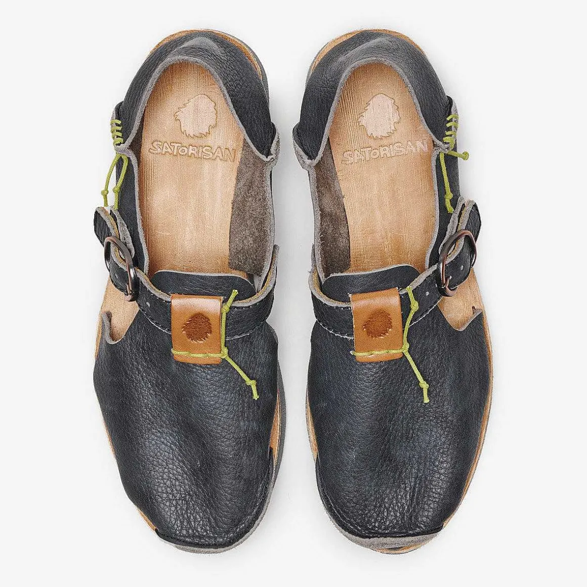 Benirras Premium | Black