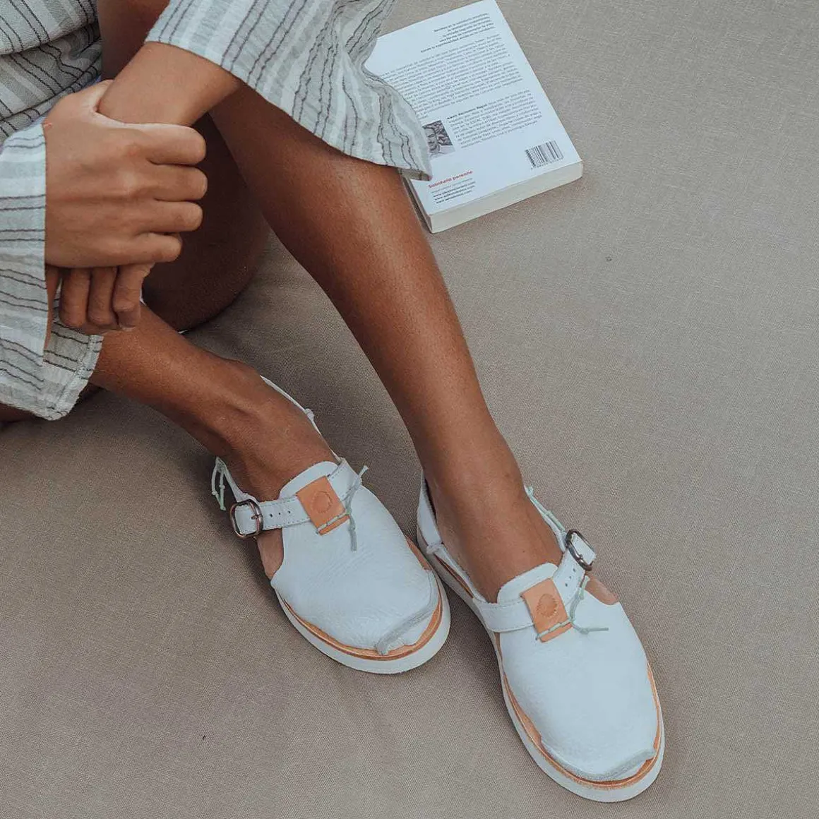 Benirras Premium | White