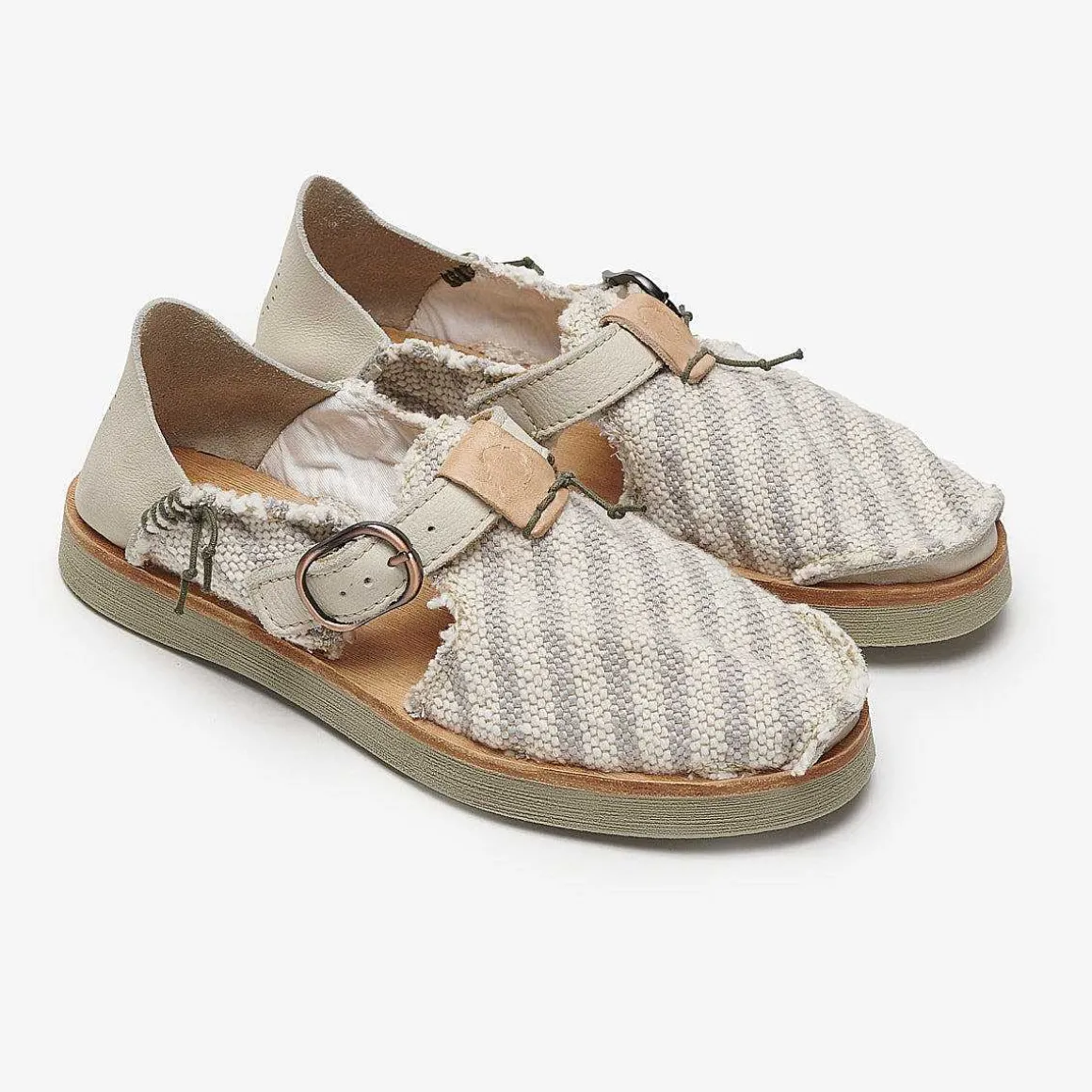 Benirras Sumbe | Grey